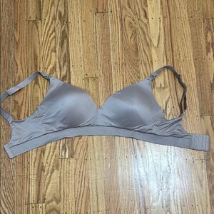 Kindred bravely minimalist maternity and nursing Large Busty Bra